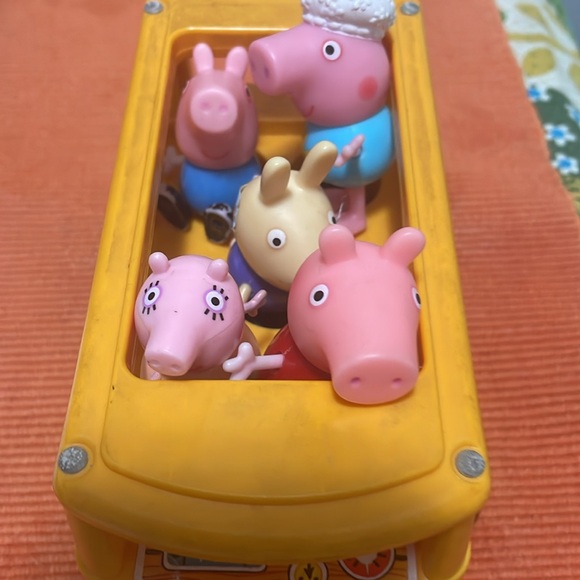 Vintage Peppa Pig Mini School Bus - Picture 2 of 3